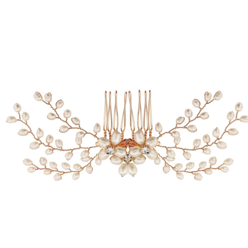 Delicate Pearl Comb