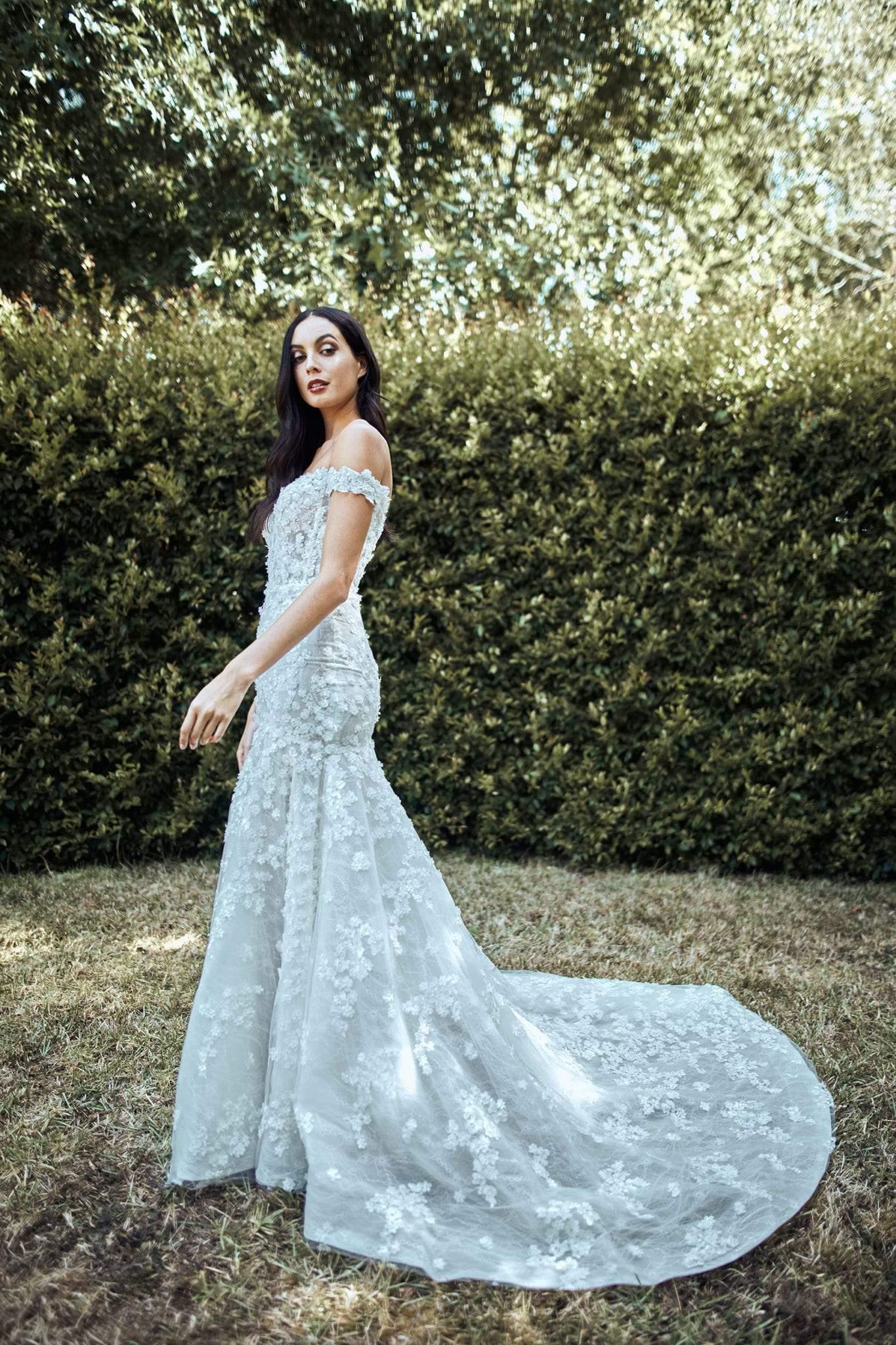 Nikolina - Jessica Couture