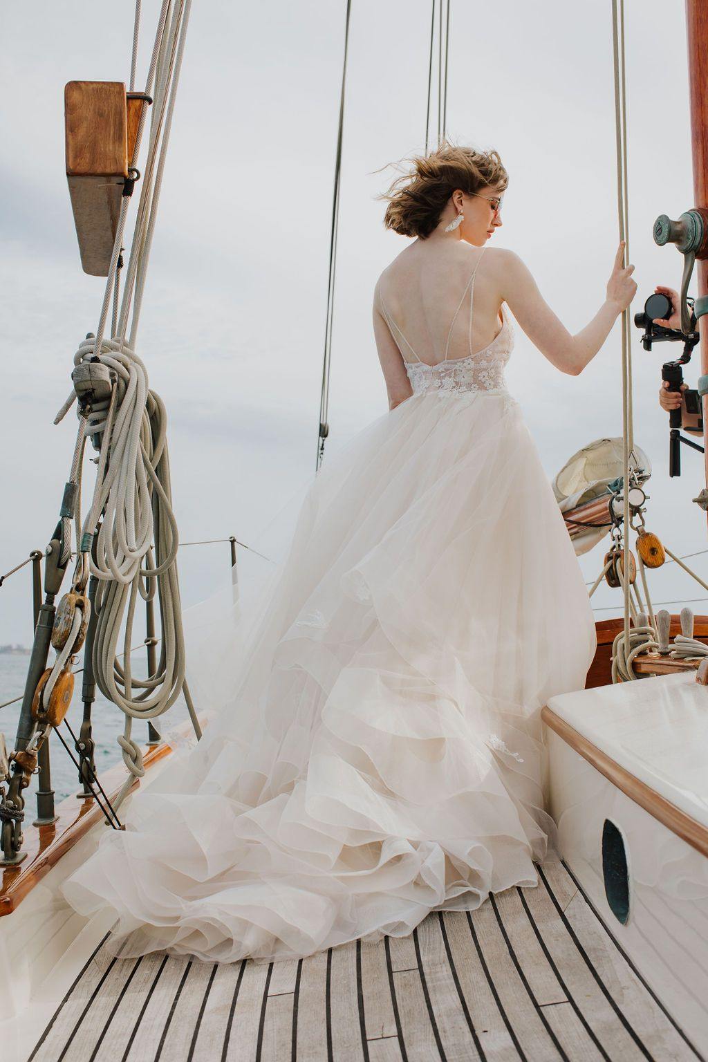 Omira - Jessica Couture