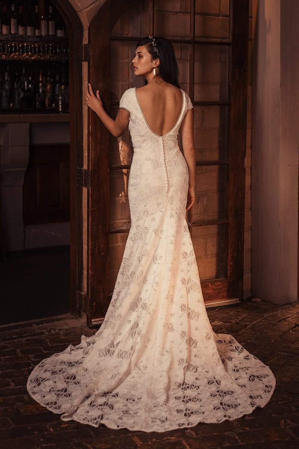 Mira - Jessica Couture