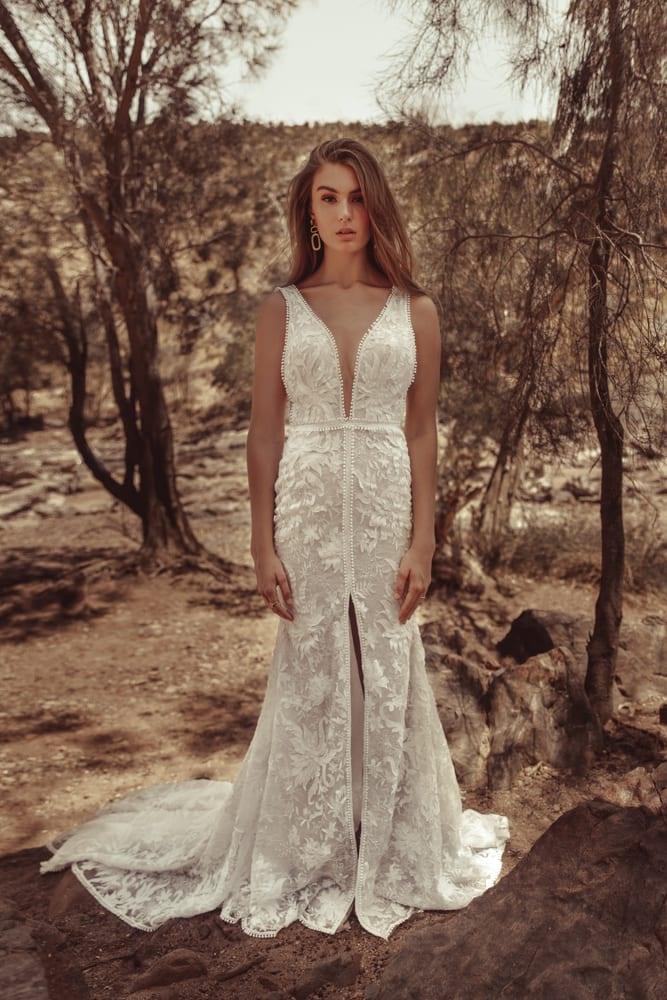 Lonika - Jessica Couture