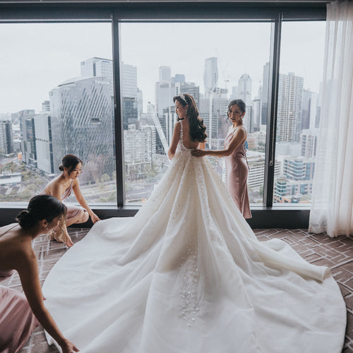 A Guide: Travelling with your Wedding Dress