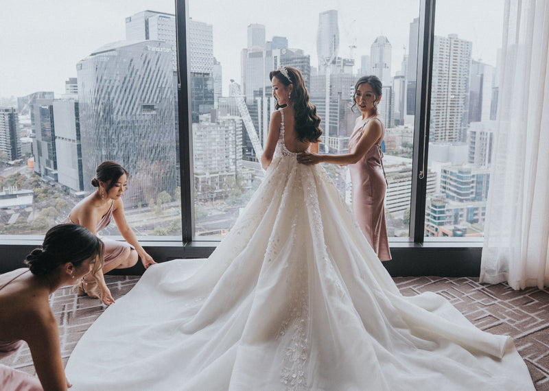 A Guide Travelling with your Wedding Dress Jessica Couture