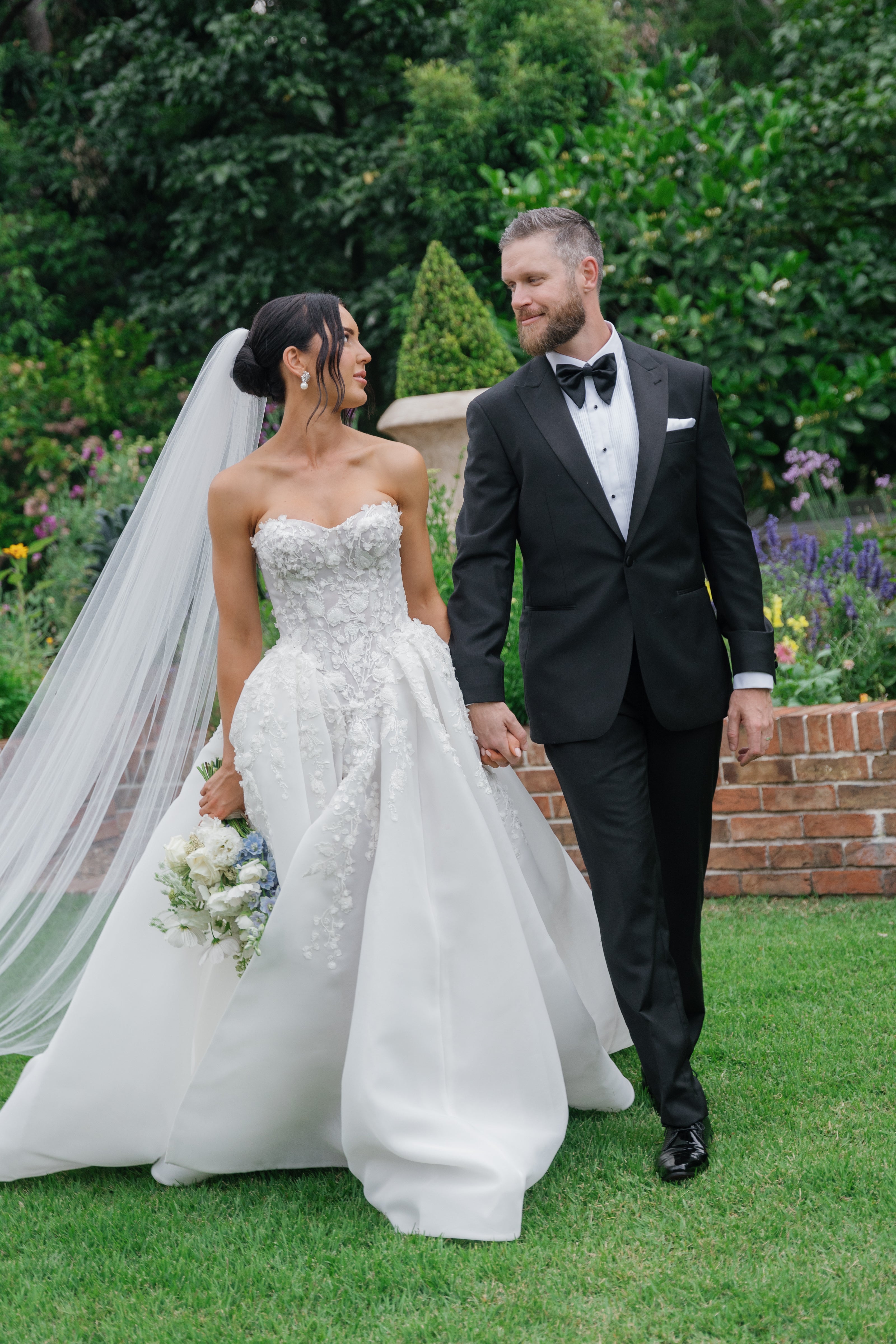 princess ballgown style A-line floral Lace wedding dress