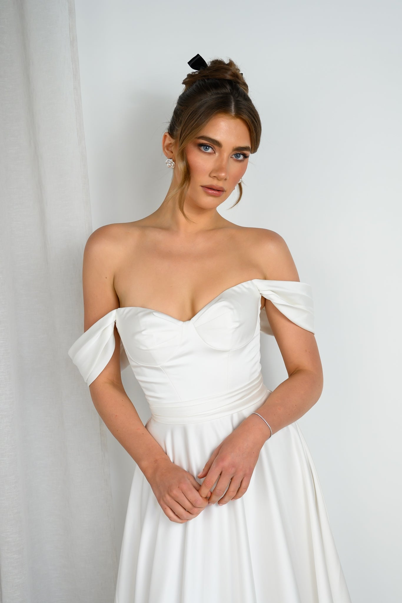 ELEASE gown - A-LINE minimal bridal gown by Ever after collection Miss Chloe 