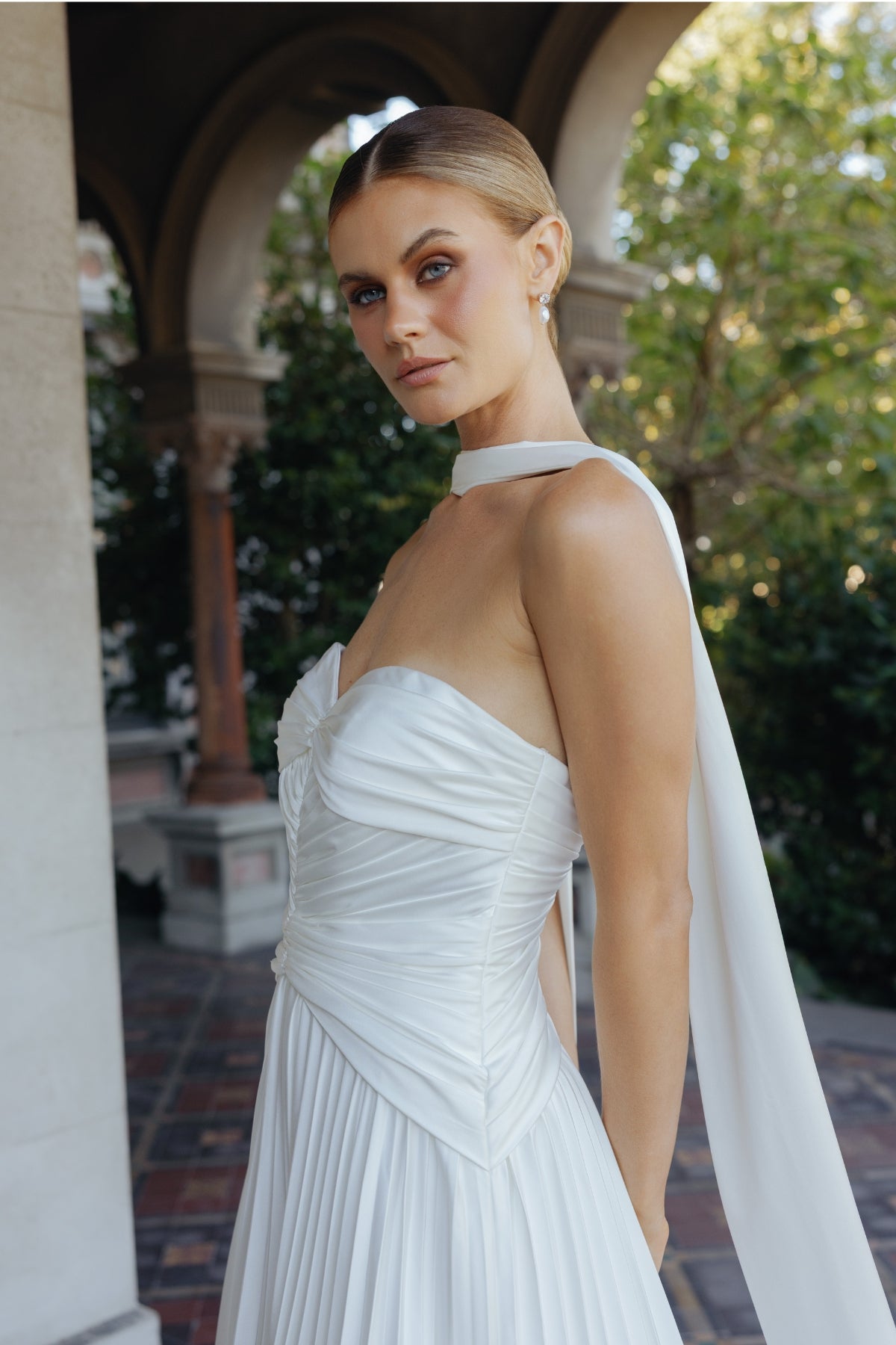 two piece wedding dress in pleated satin fabric, A line style, sweetheart neckline 