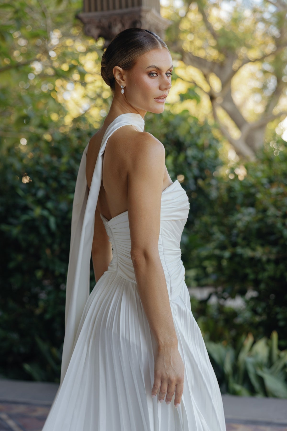 two piece wedding dress in pleated satin fabric, A line style, sweetheart neckline 