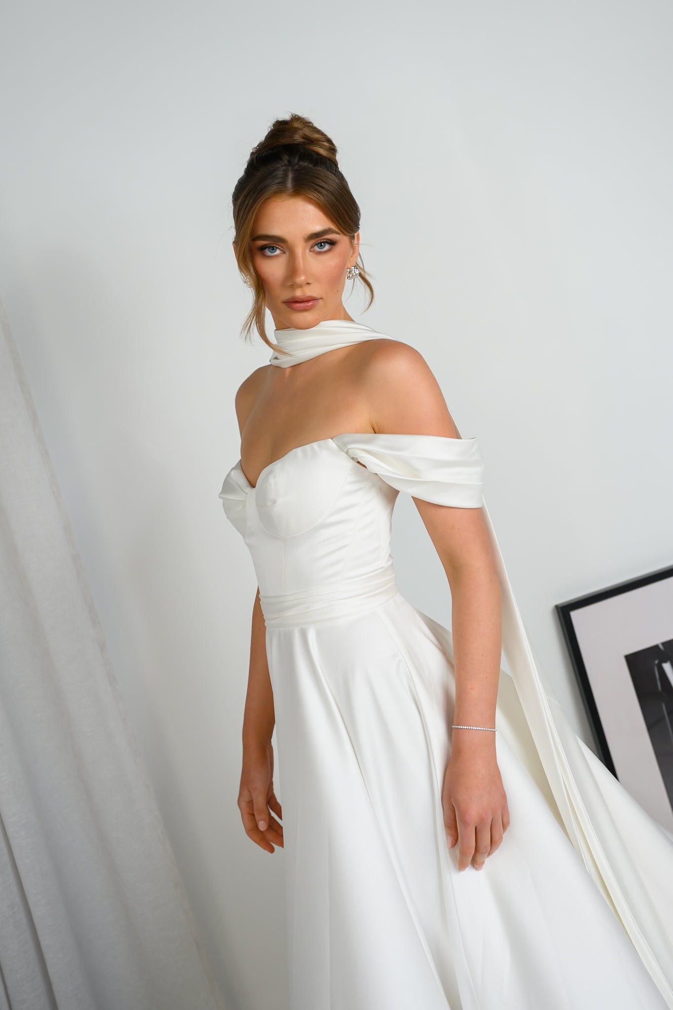 ELEASE gown - A-LINE minimal bridal gown by Ever after collection Miss Chloe 