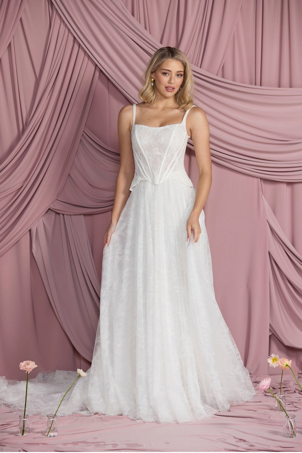 romantic chantilly lace corset with boning, Bridal bodice mix match collection. Square neckline 