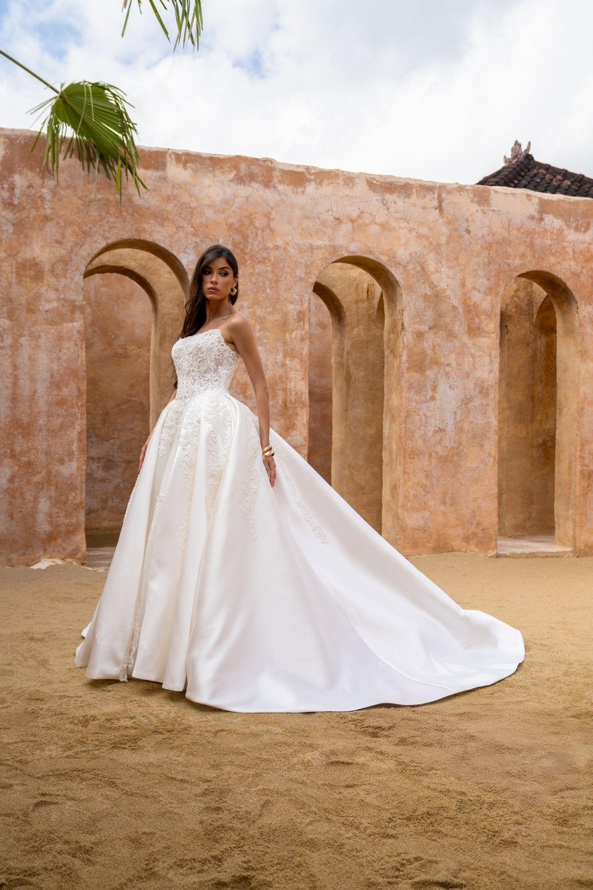 wedding gown strapless cat eye neckline, vintage lace, dramatic A line Skirt 