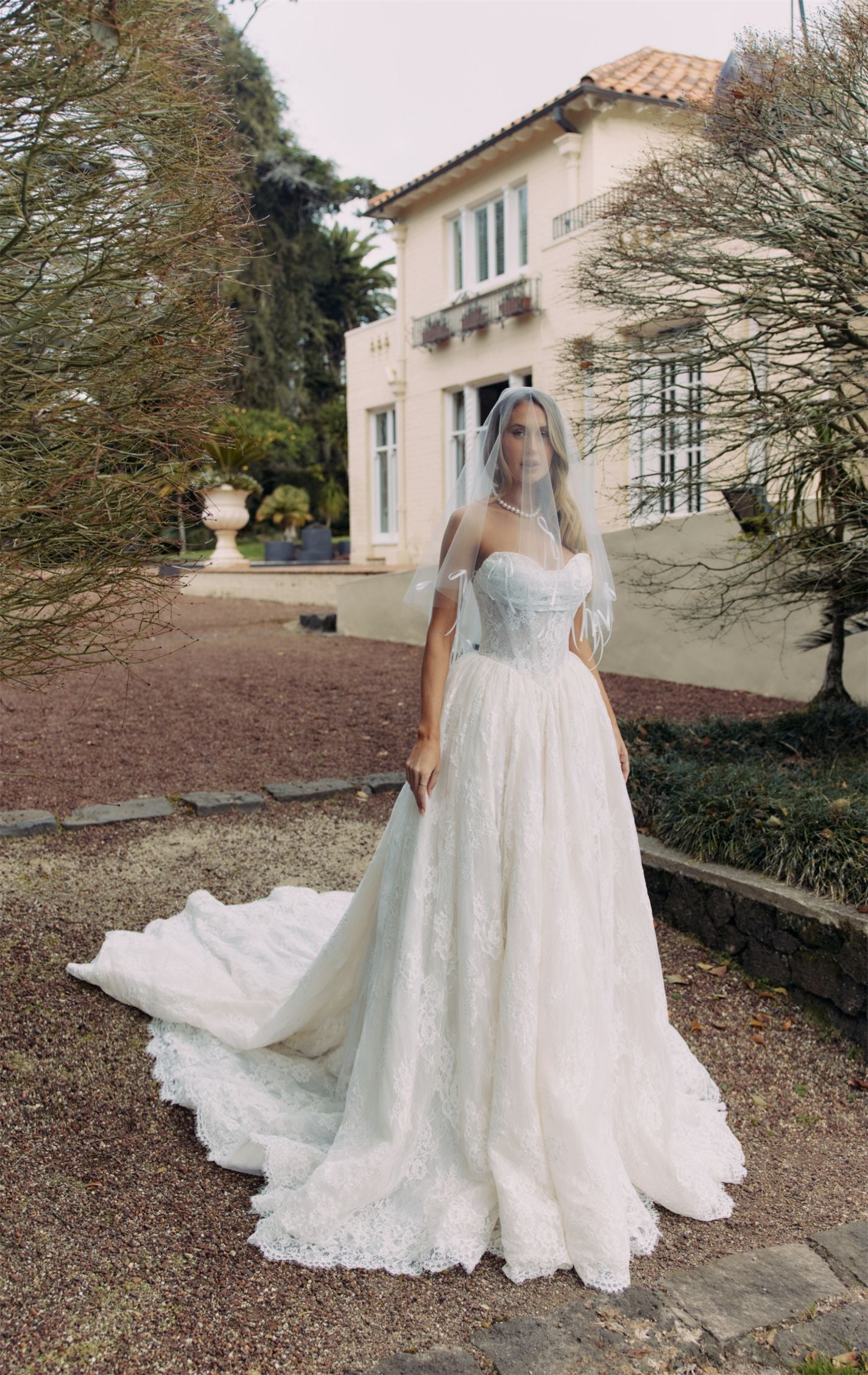 lady eleanor wedding dress After Proposing to Each Other, This Couple Celebrated Their in Italy By Offering Guests Tattoos The skirt features contouring seams and our control lining to show off your perky self allowing your curves to do all the talking Eleanor Bridal Gown by ATELIER