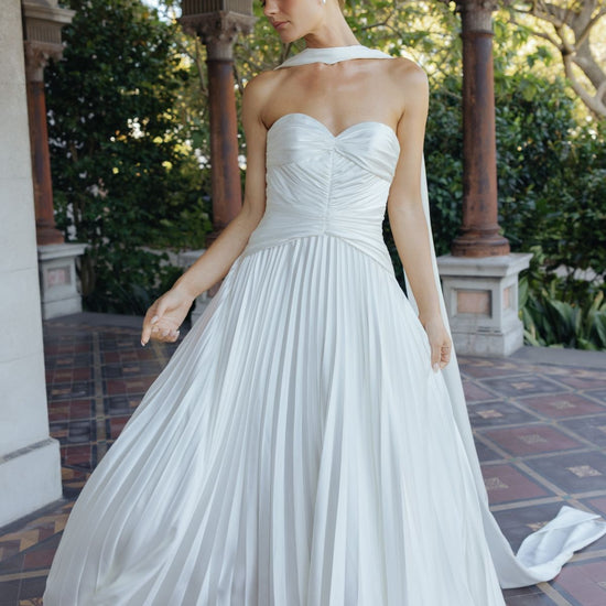 two piece wedding dress in pleated satin fabric, A line style, sweetheart neckline 