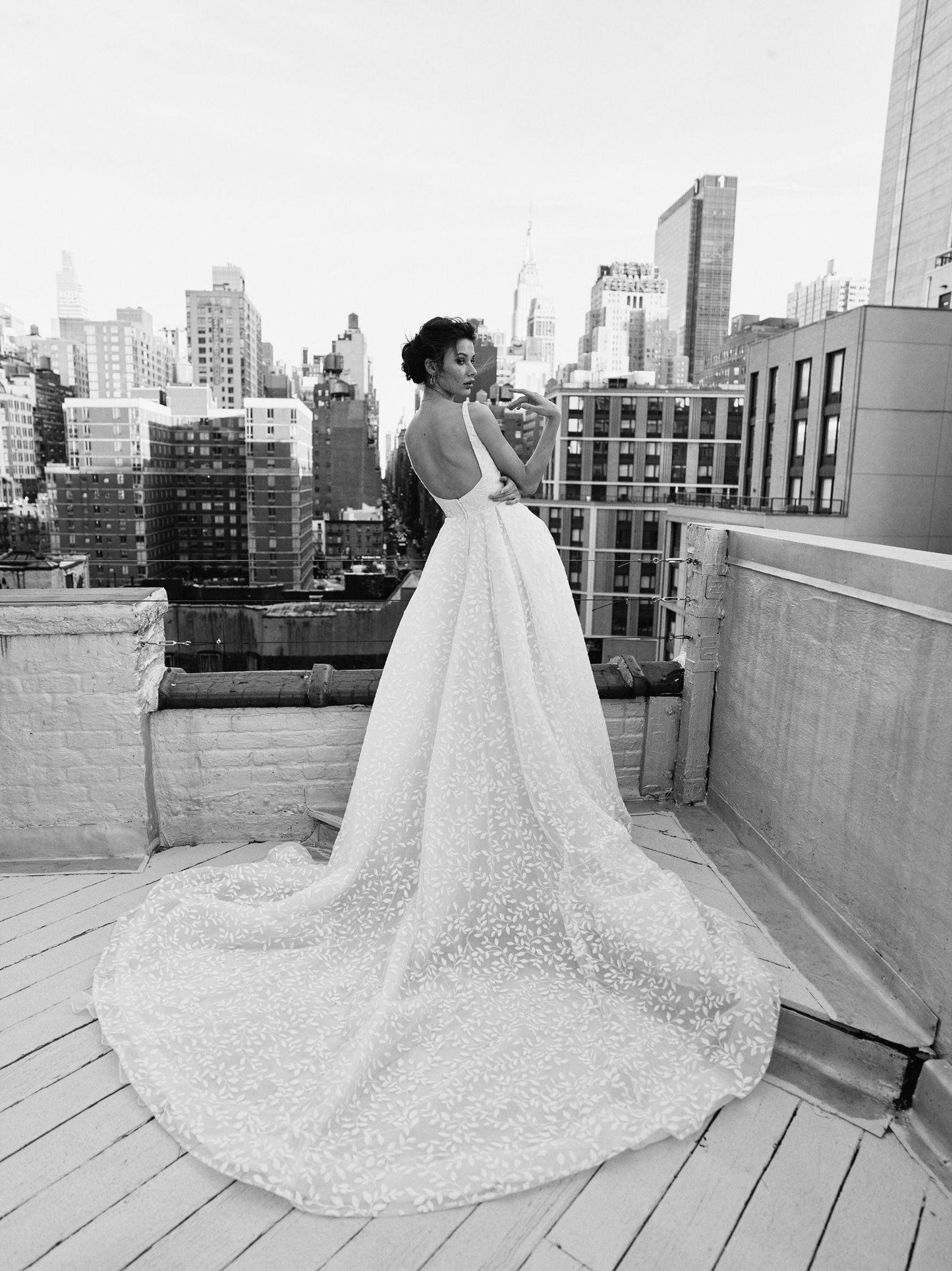Suri - Jessica Couture  