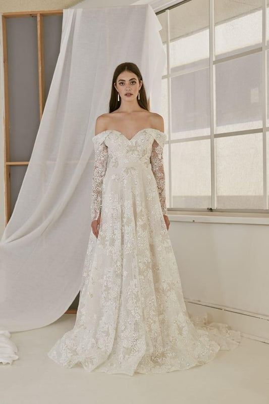 Lucia - Jessica Couture  