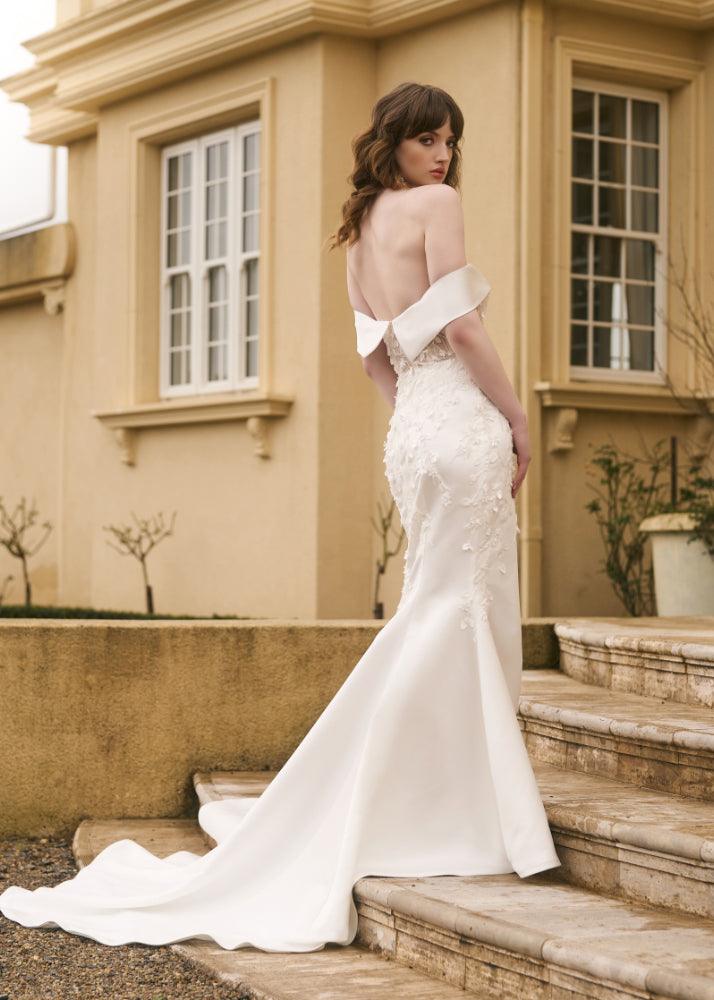 Fit-N-Flare Lace Wedding Dress | JESSICA COUTURE | THEIA Jessica Couture Fit-N-Flare Lace Wedding Dress | JESSICA COUTURE | THEIA Jessica Couture