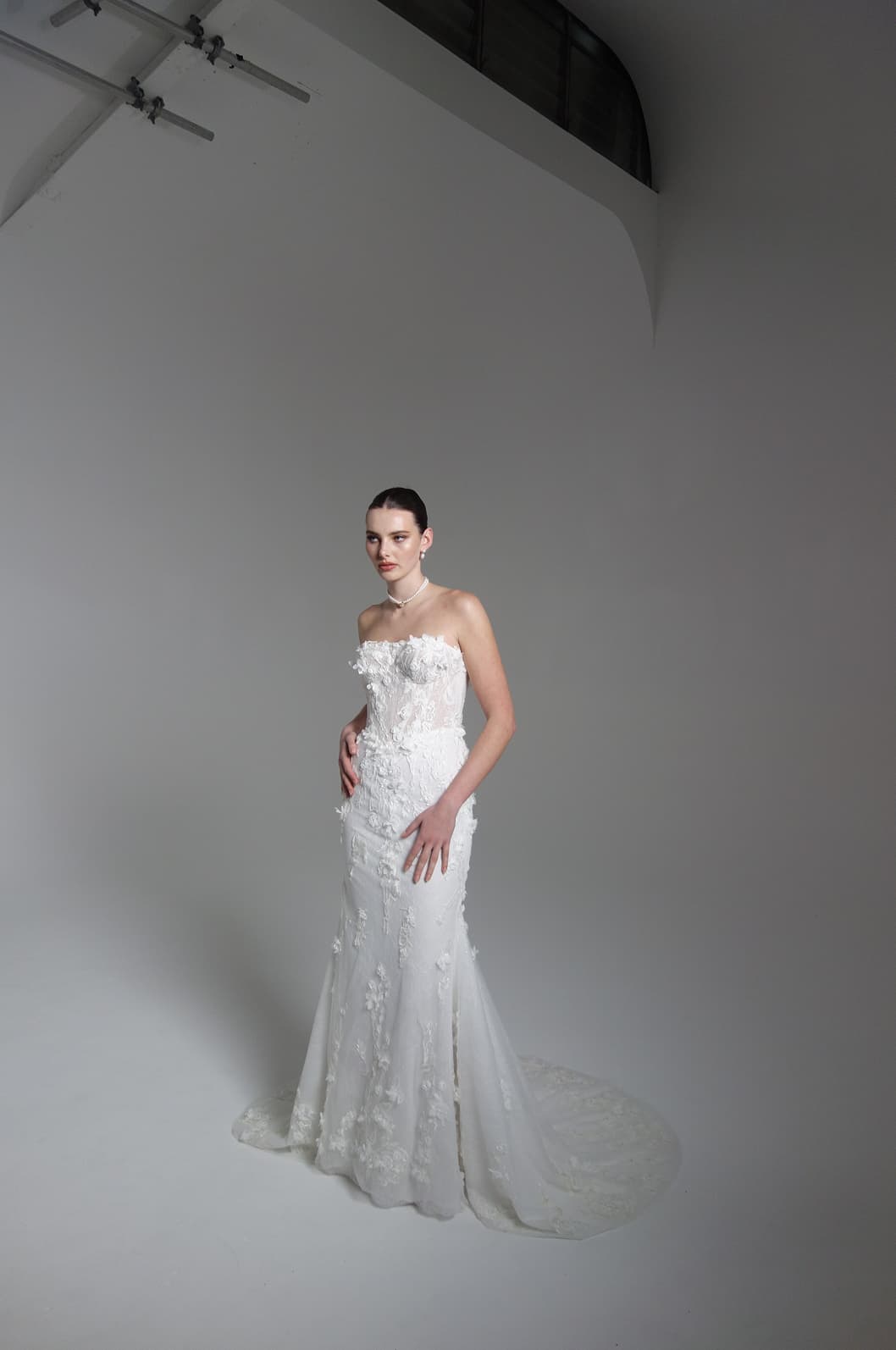 An Atelier Wu bride